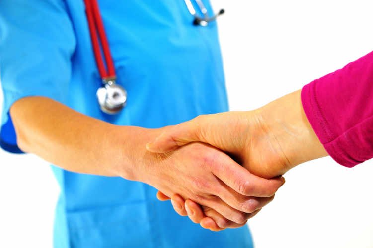 Welke maatregelen moeten genomen worden als een MRSA-patiënt ontslagen wordt?