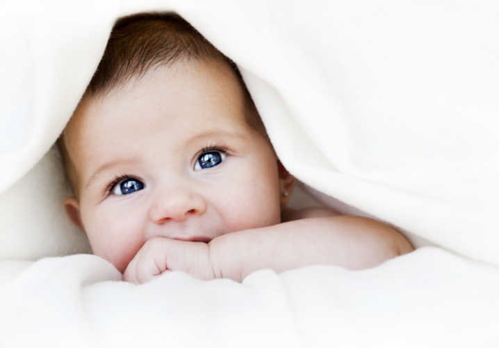 Waarom hoeft mijn baby niet op MRSA getest te worden na de bevalling, als ik zelf MRSA heb?